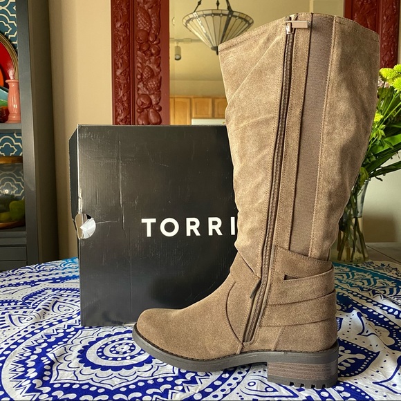 NWT TORRID WW/CALF Brown Oiled Suede Buckle Boot - Picture 8 of 16